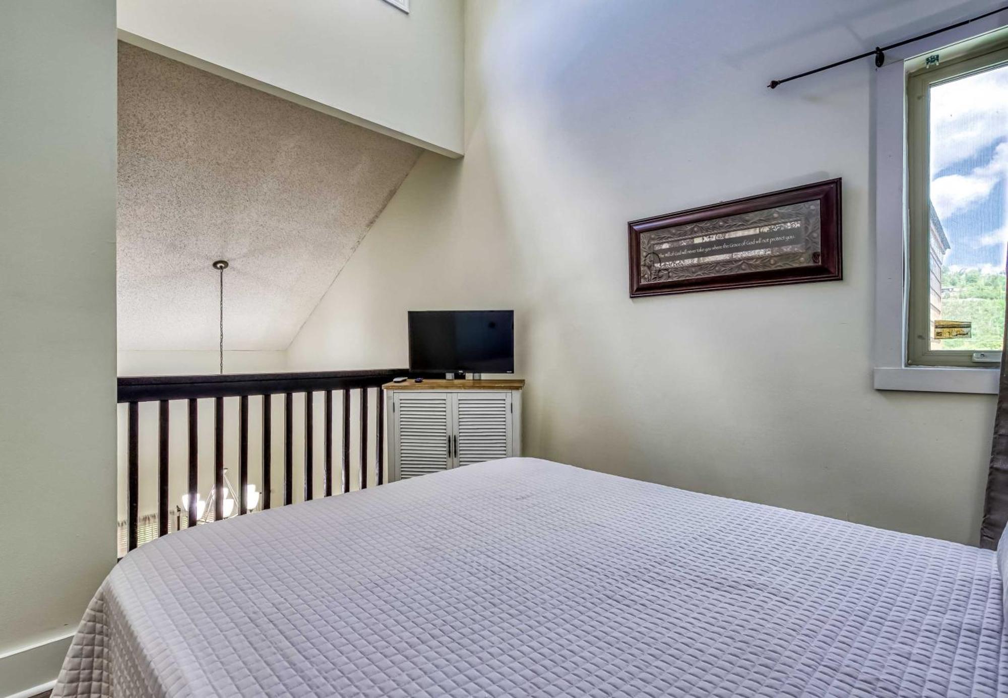 Gatlinburg Mountain Townhome With Pool Access! 외부 사진